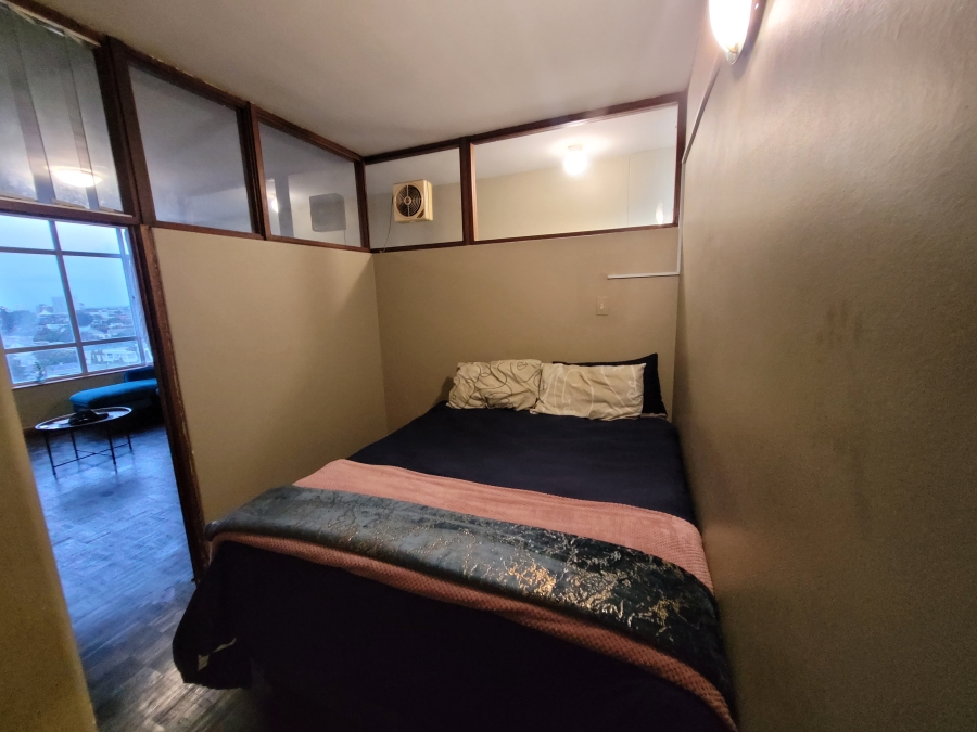 1 Bedroom Property for Sale in Summerstrand Eastern Cape